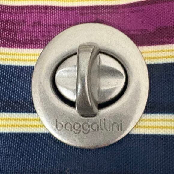 Baggallini Striped Nylon Crossbody Bag Travel Purse Adjustable Strap Lightweight - Picture 7 of 11